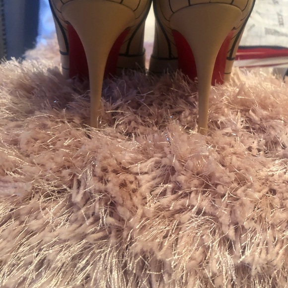 Pumps - Picture 6 of 6